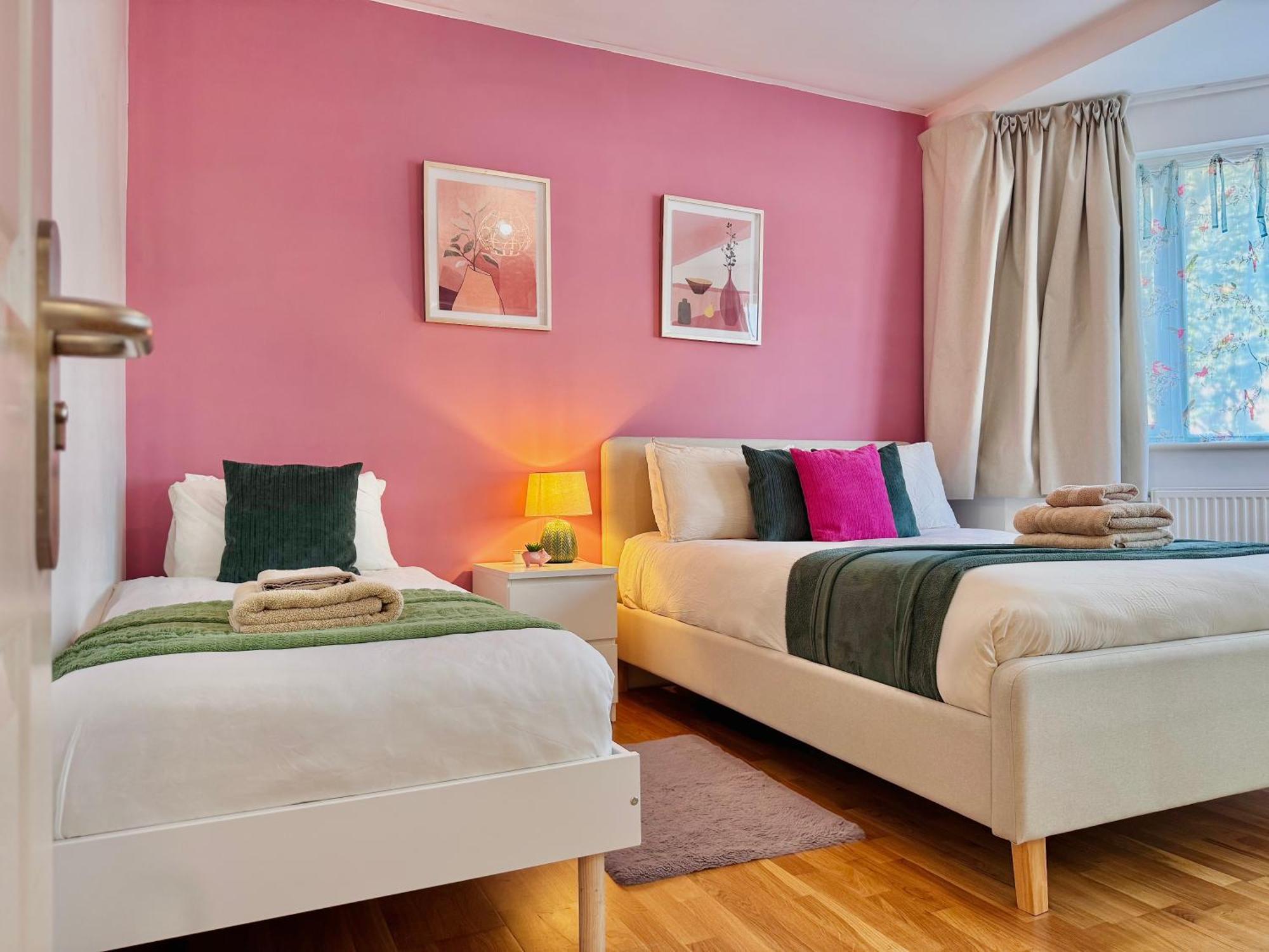 Apartamento Modern 1-bed 30min To & Parking