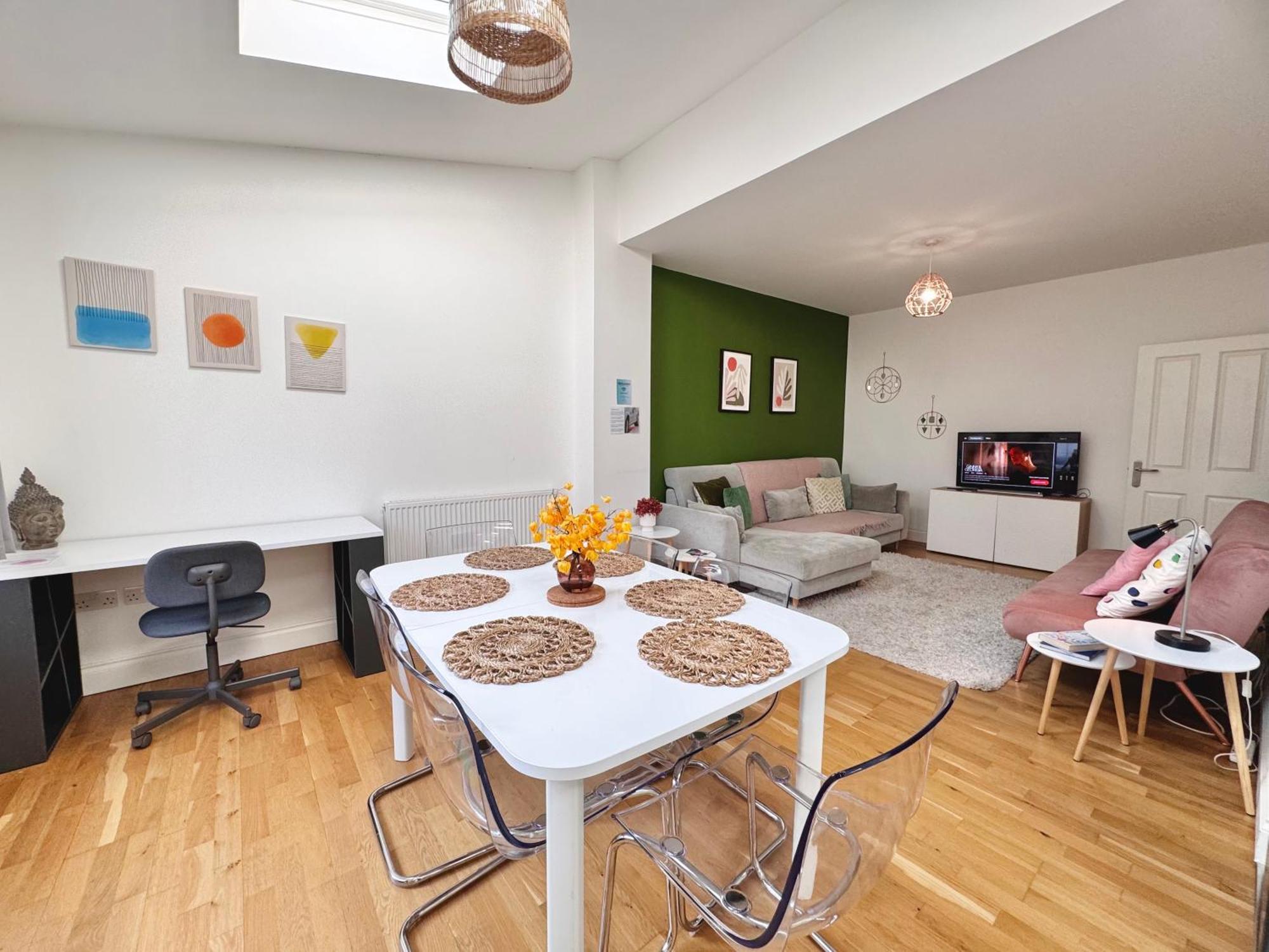 Apartamento Modern 1-bed 30min To & Parking Londres